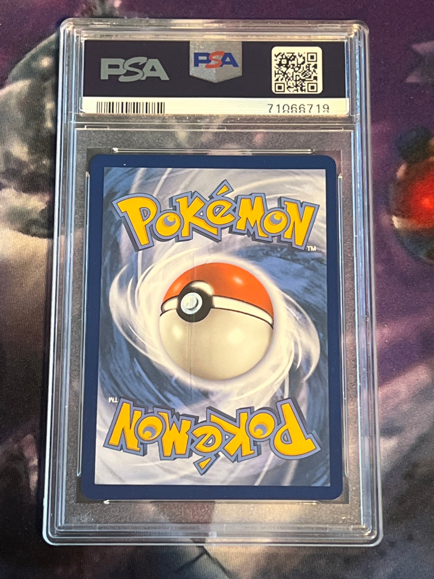 2022 Pokemon Rayquaza Vmax - Ultra Rare - Full Art - Graded PSA 10 - #TG20