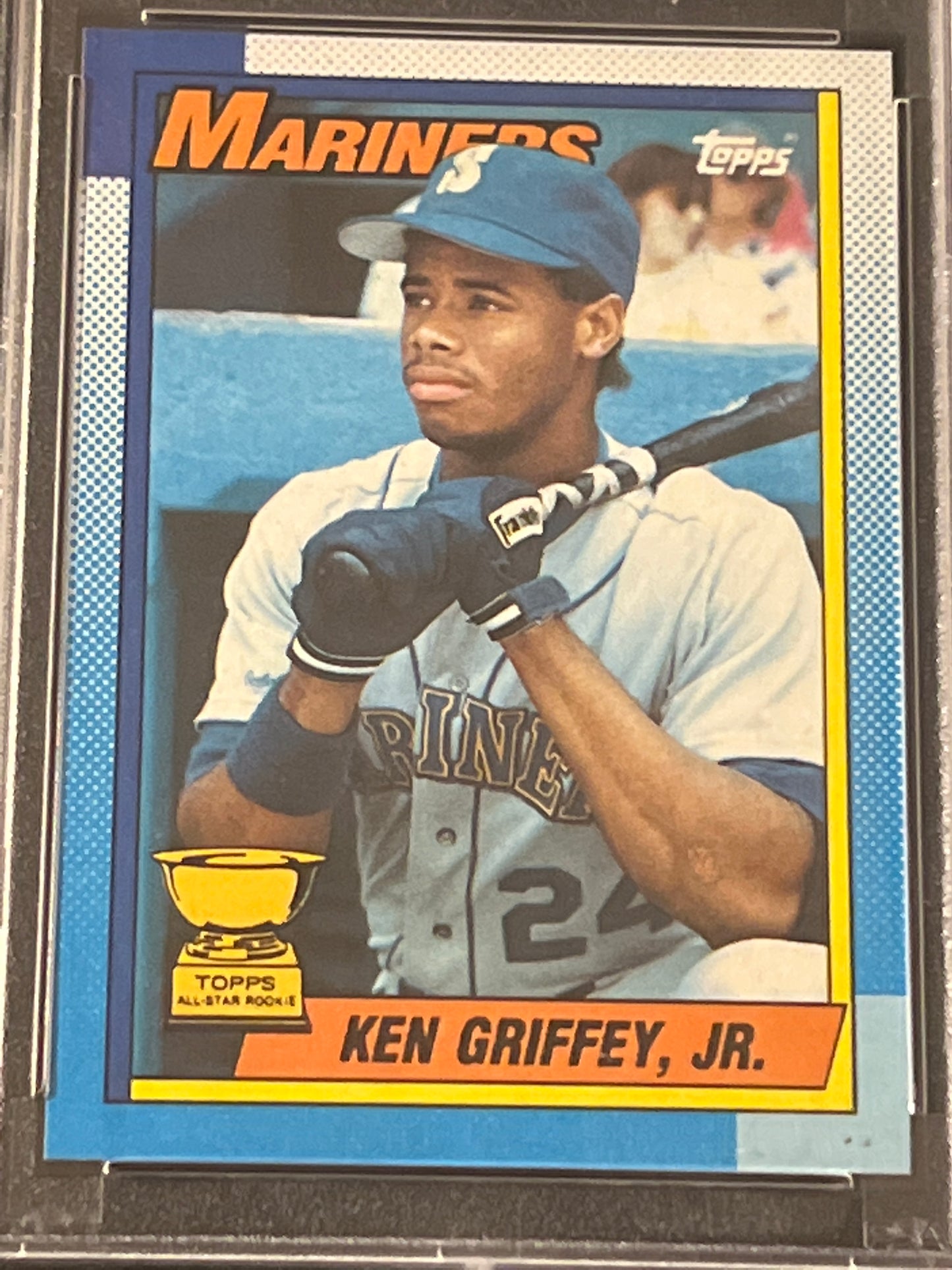 1990 Topps KEN GRIFFEY JR. - PSA 8