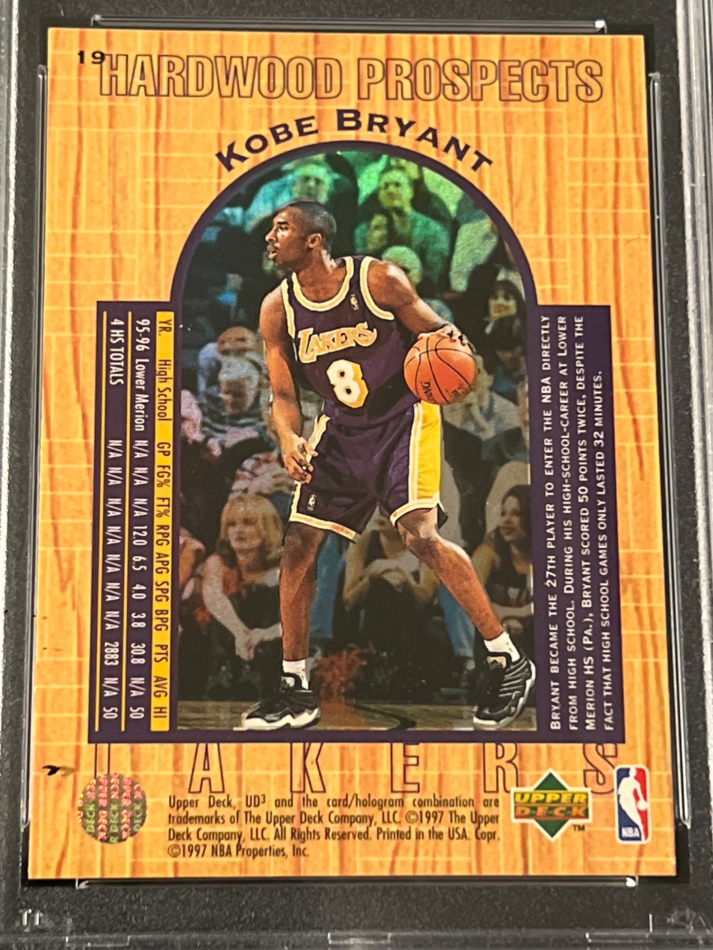 1996 UD3 - KOBE BRYANT - RC - #19- PSA 8