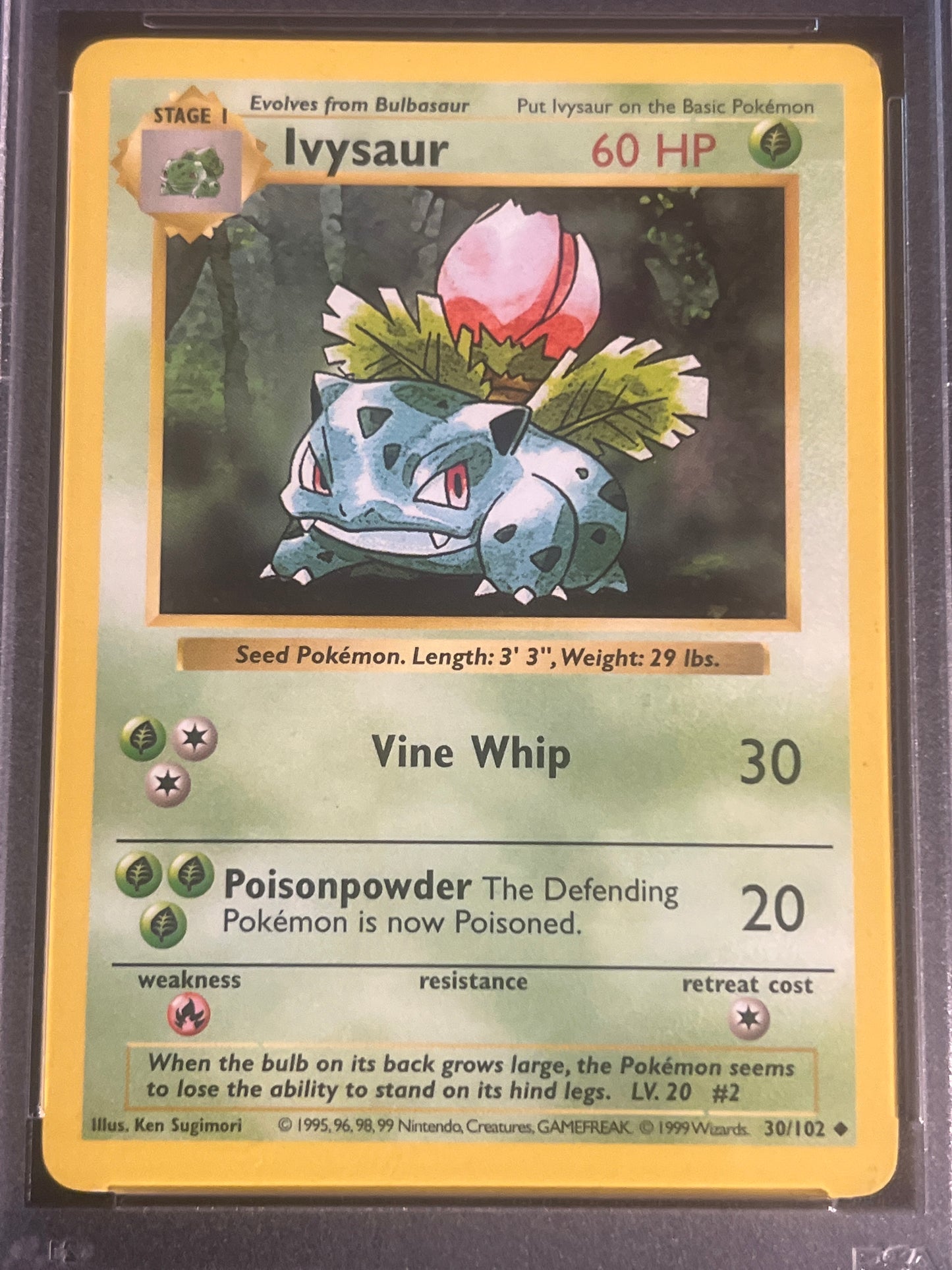 1999 Pokemon Game IVYSAUR - Shadowless - PSA 8