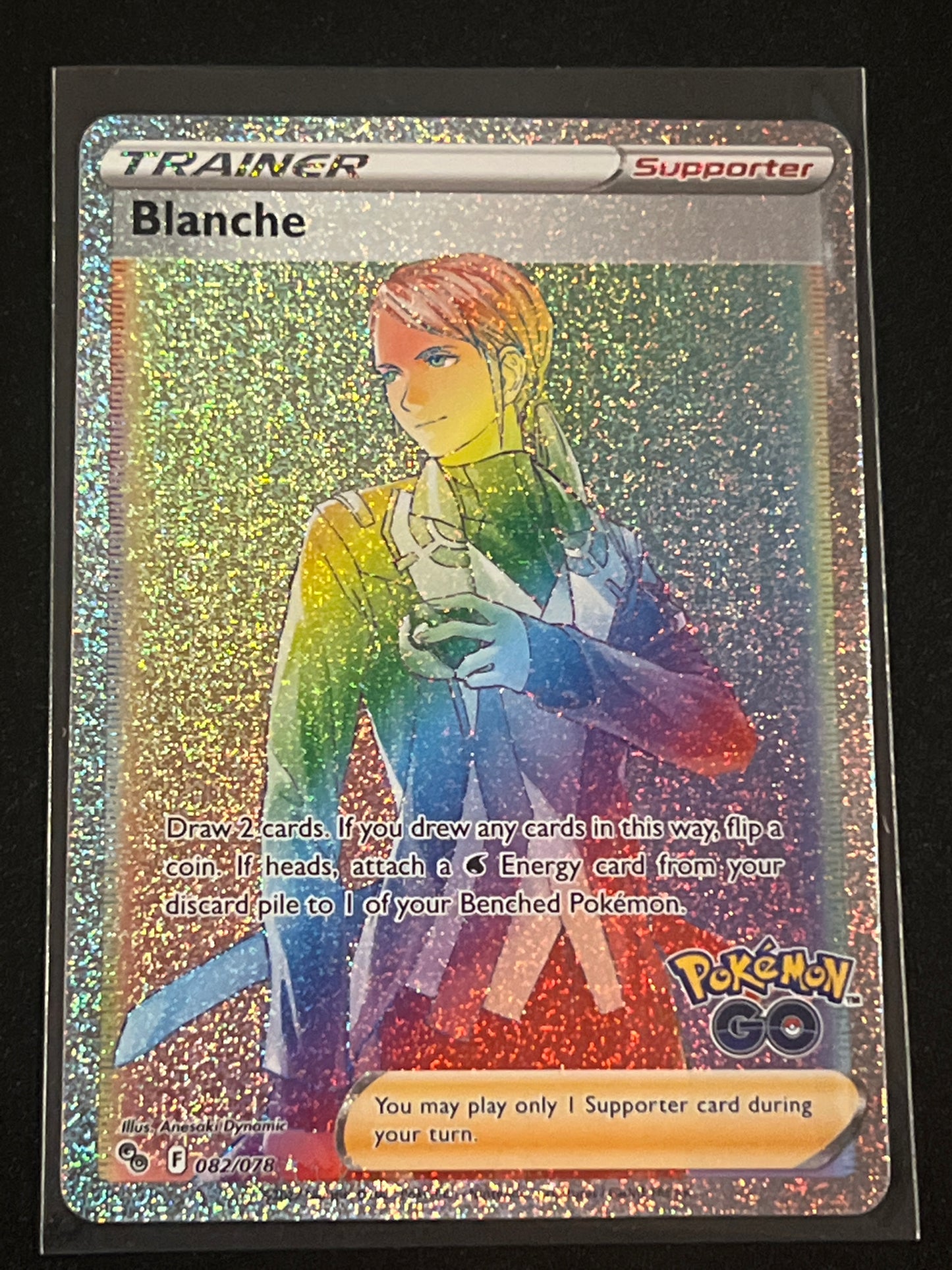 2022 Pokemon BLANCHE - RAINBOW HOLO - Trainer - #82