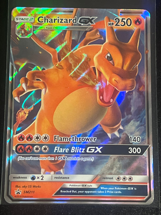 2019 Pokemon CHARIZARD GX - SM211