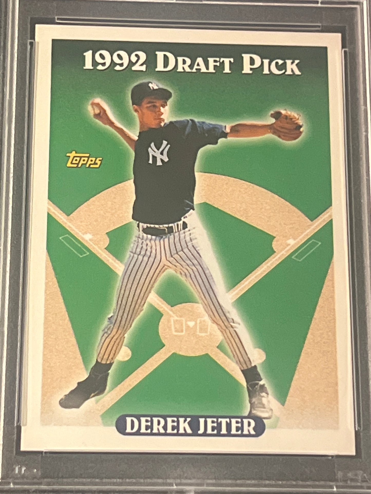 1993 Topps - DEREK JETER - #98  - PSA 9