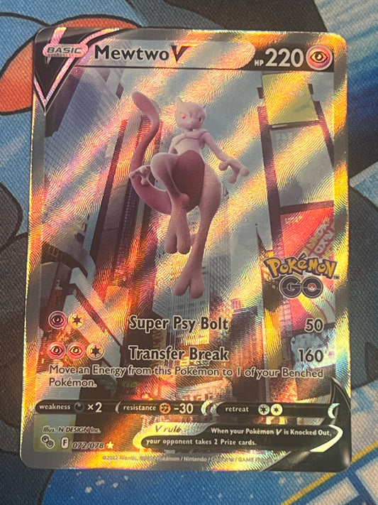 2022 Pokemon Mewtwo V - Alt Art Ultra Rare - #72