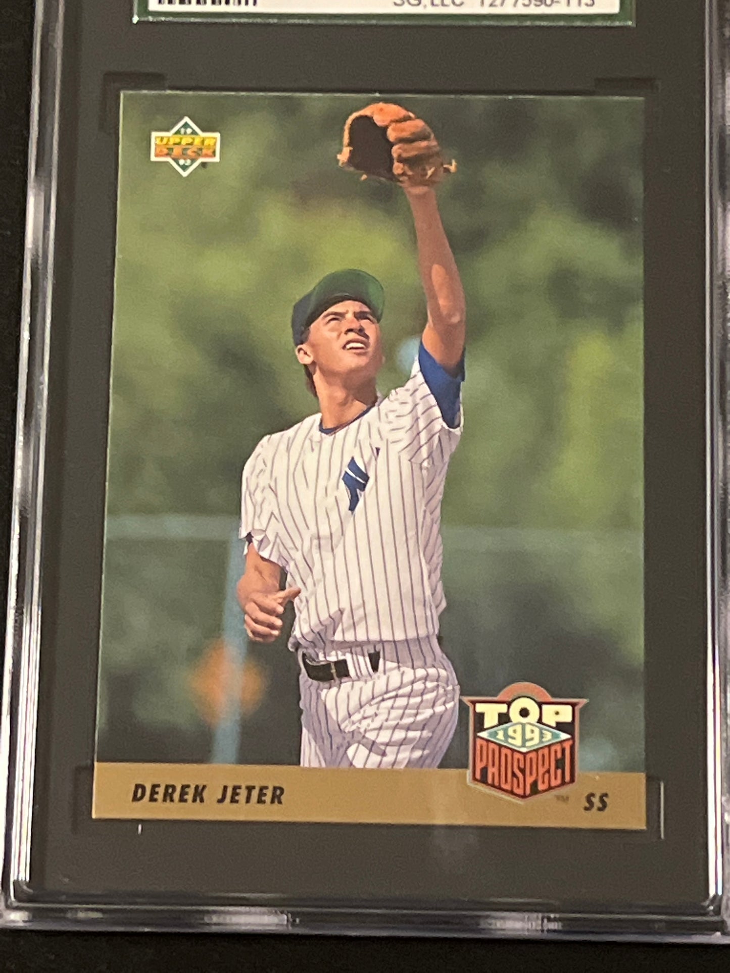 1993 Upper Deck - DEREK JETER - RC - #449  - SGC 9