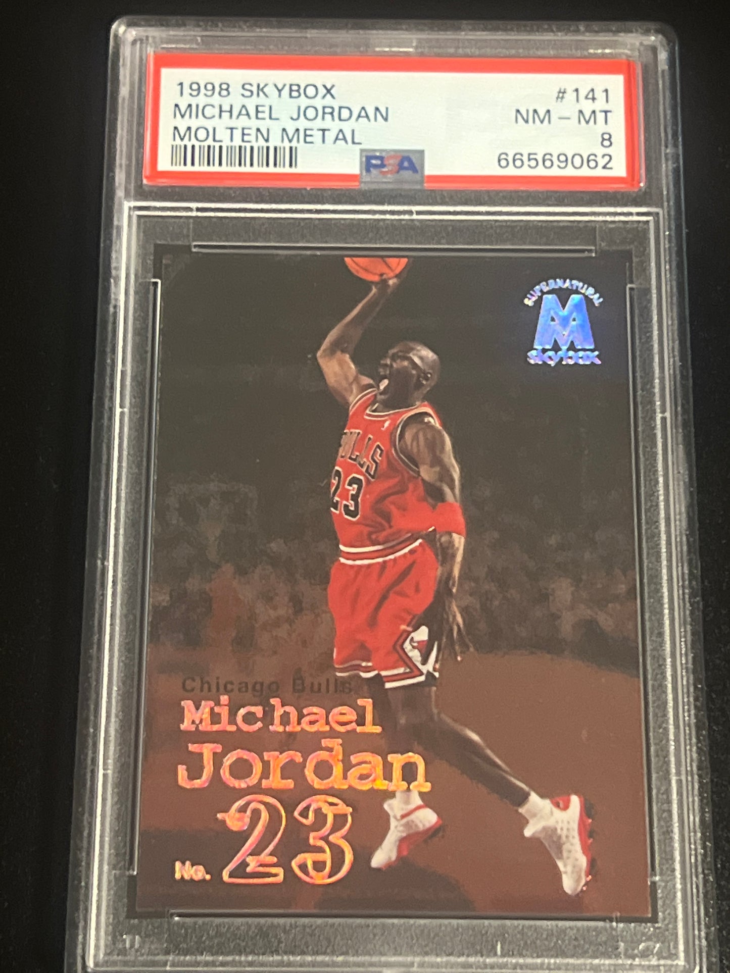 1998 Skybox Molten Metal MICHAEL JORDAN - PSA 8 - #141