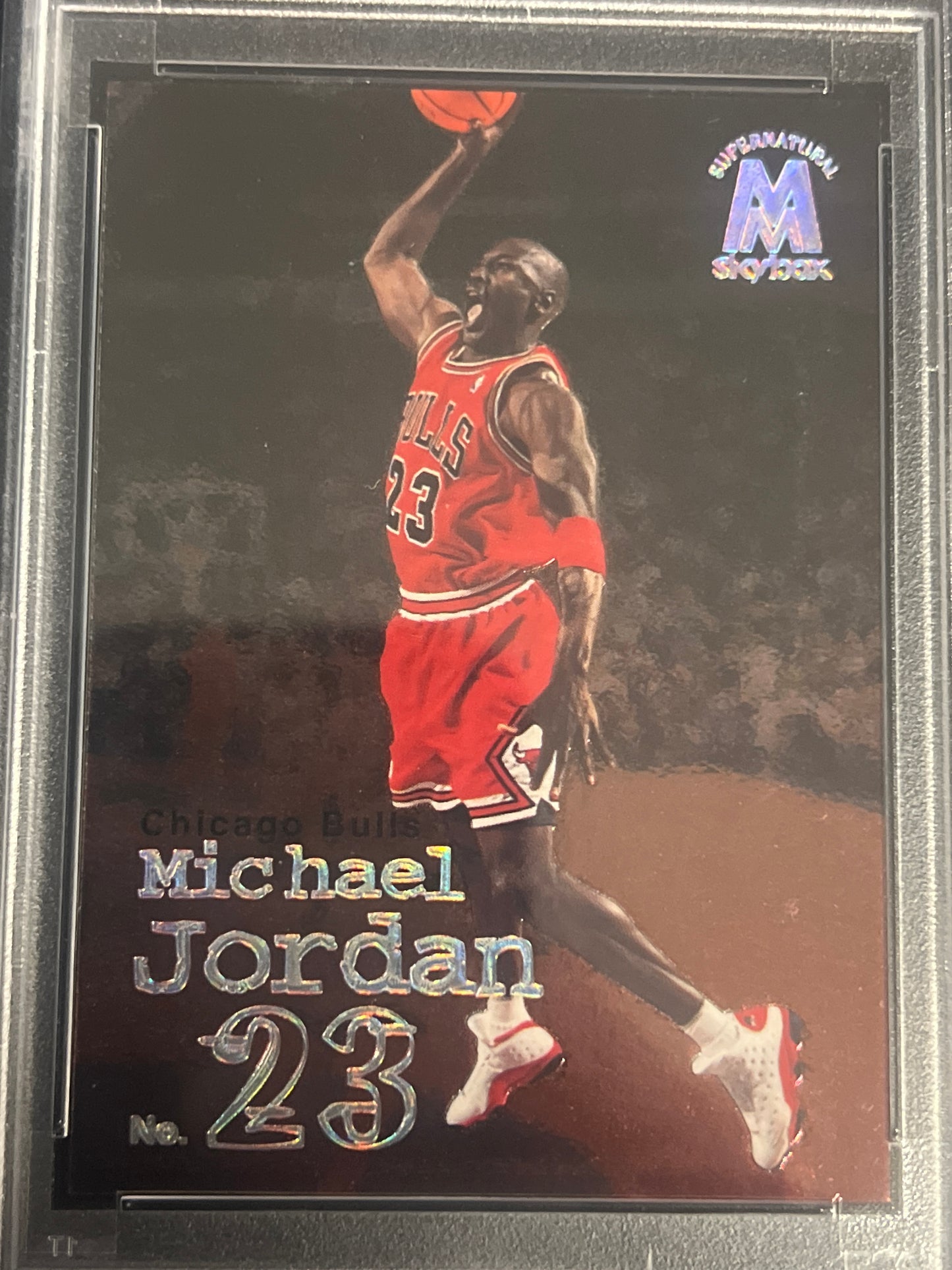 1998 Skybox Molten Metal MICHAEL JORDAN - PSA 8 - #141