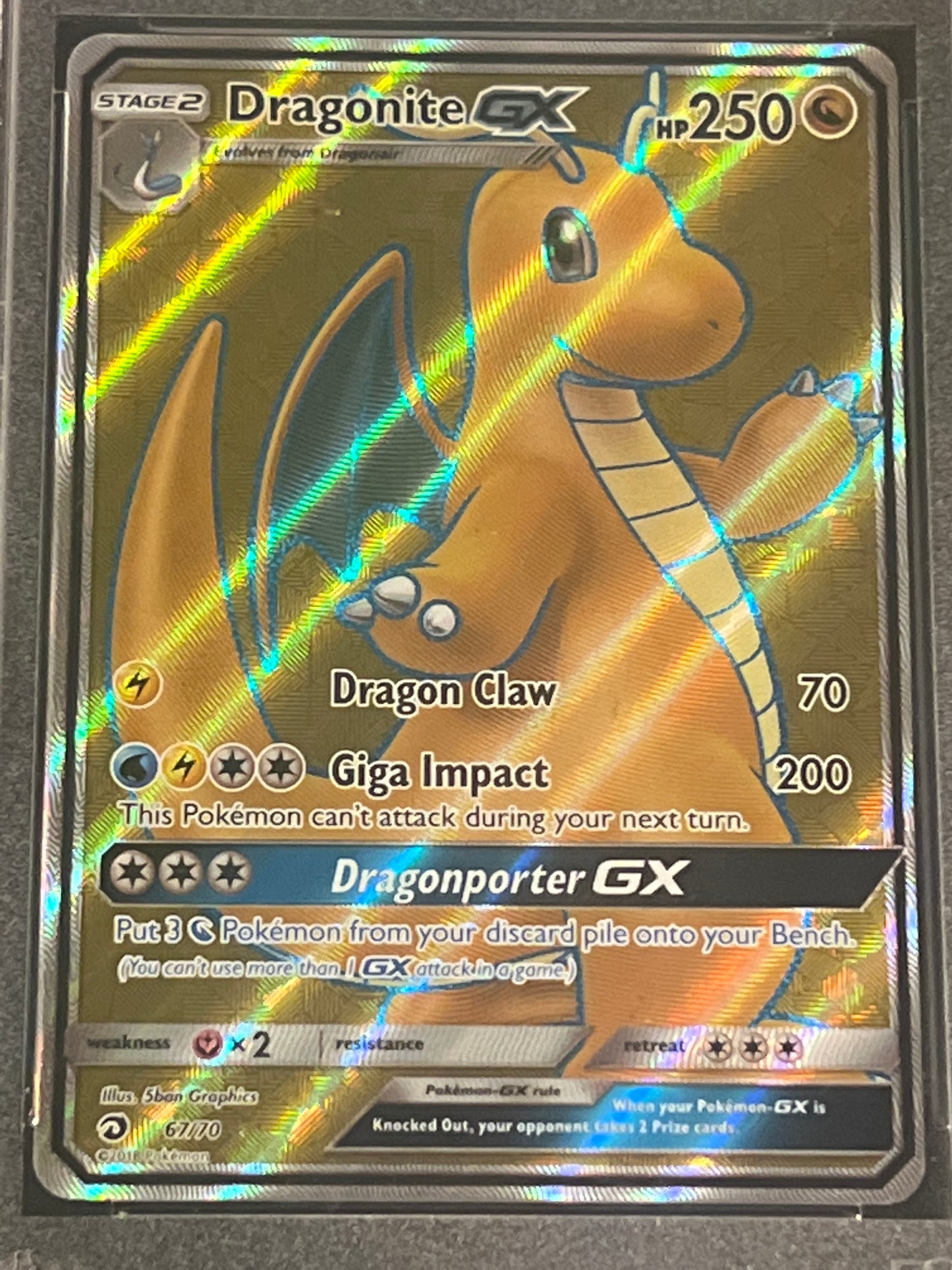 2018 Pokemon Sun & Moon F.A/ DRAGONITE GX - PSA 10